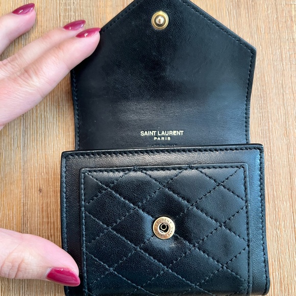 YSL Small Gaby Quilted Leather Envelope Wallet - Picture 2 of 12